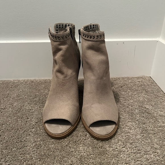 Brand New Vince Camuto Boots - Picture 3 of 5